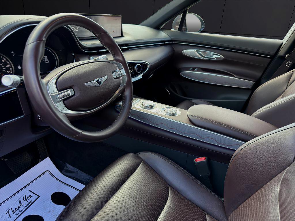 2022 Genesis GV70 Image 12