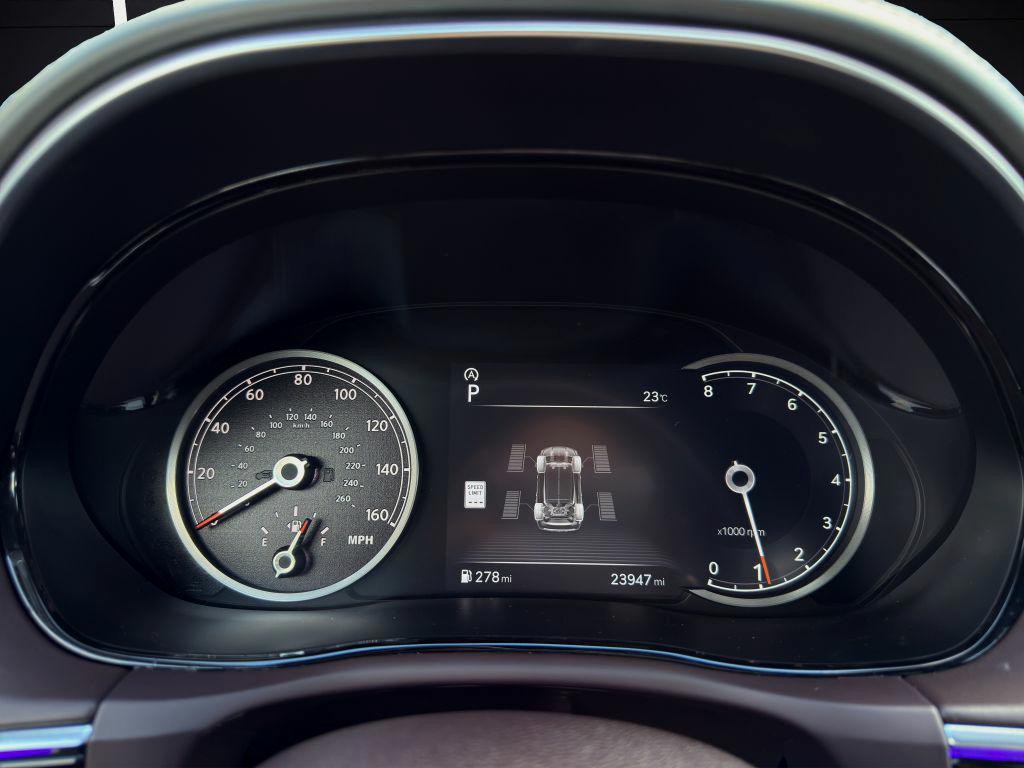 2022 Genesis GV70 Image 17