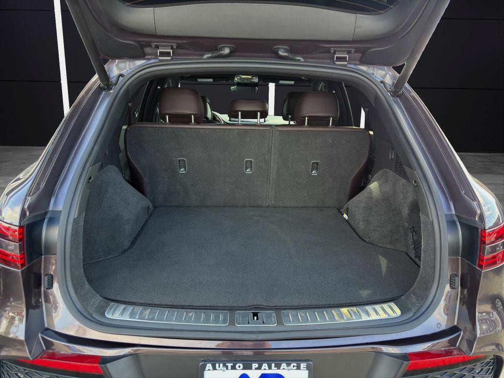 2022 Genesis GV70 Image 23