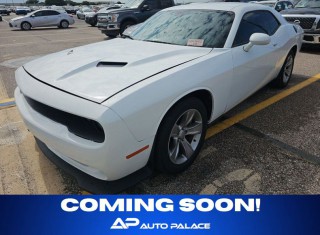 Image for 2021 Dodge Challenger SXT KBB VALUE 22K WOW ID: 6633184