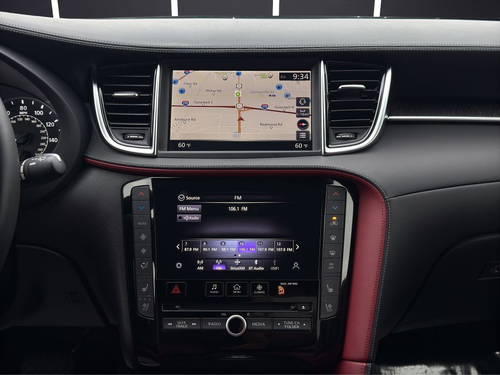 2023 INFINITI QX55 Image 18