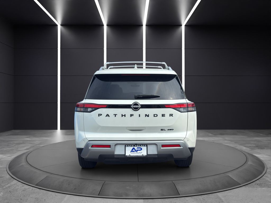 2023 Nissan Pathfinder Image 5