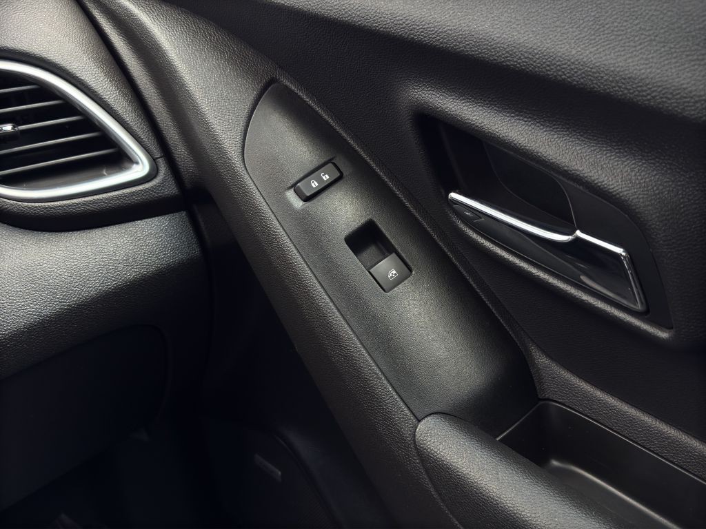 2020 Chevrolet Trax Image 15