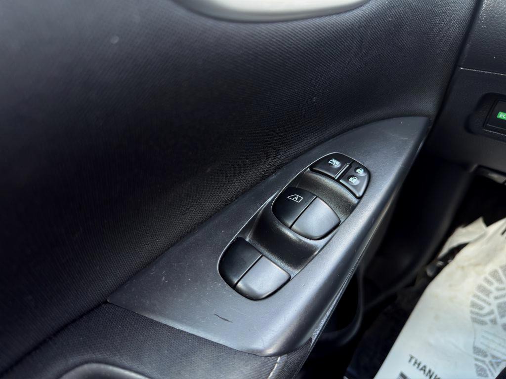 2015 Nissan Sentra Image 11