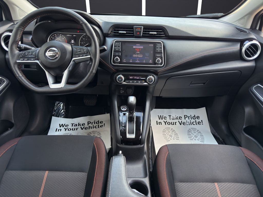 2022 Nissan Versa Image 13