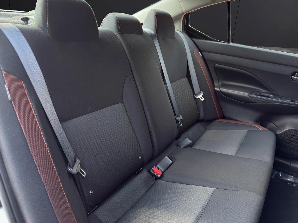 2022 Nissan Versa Image 20