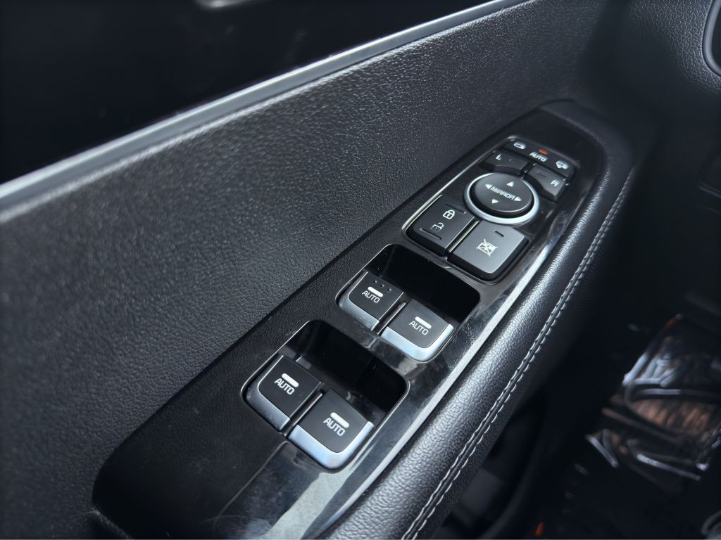2016 Kia Sorento Image 11