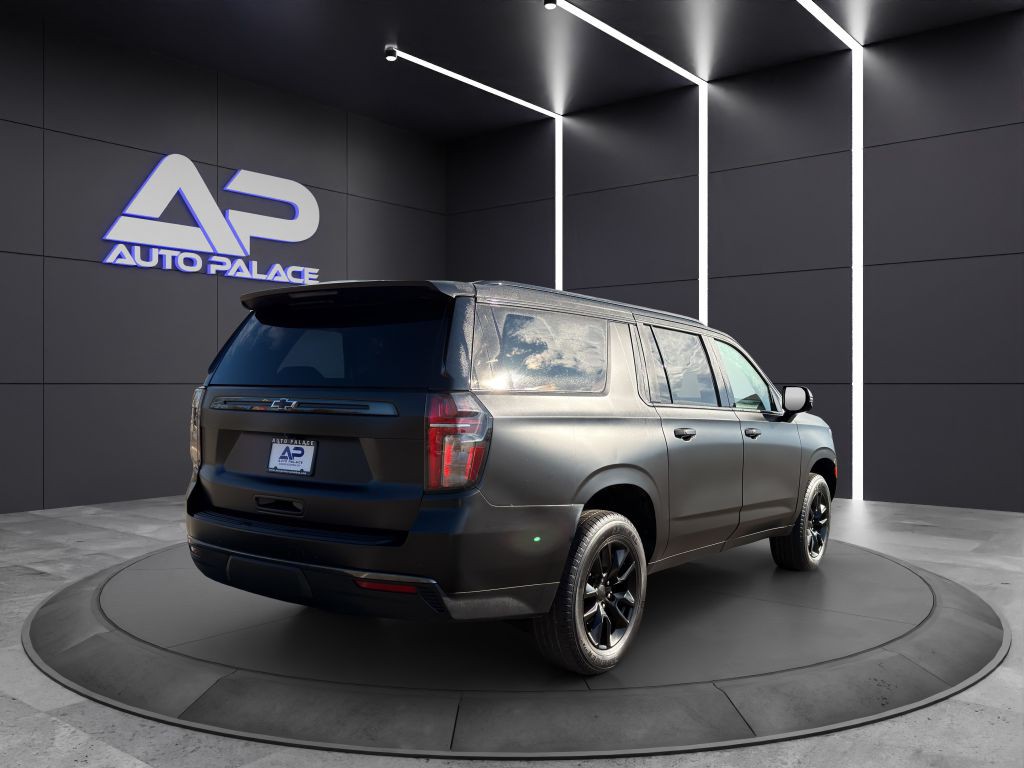 2022 Chevrolet Suburban Image 6