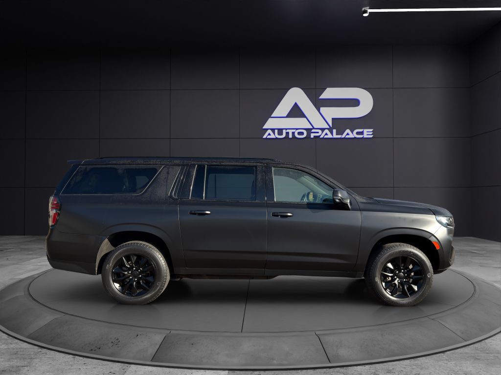 2022 Chevrolet Suburban Image 8