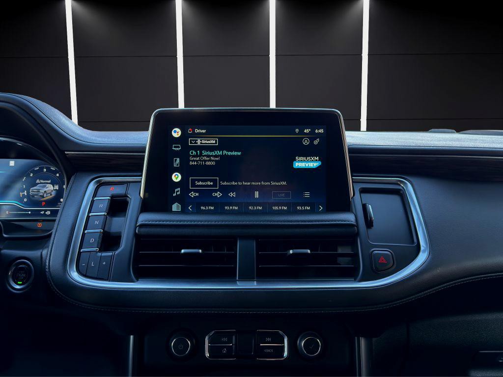 2022 Chevrolet Suburban Image 17