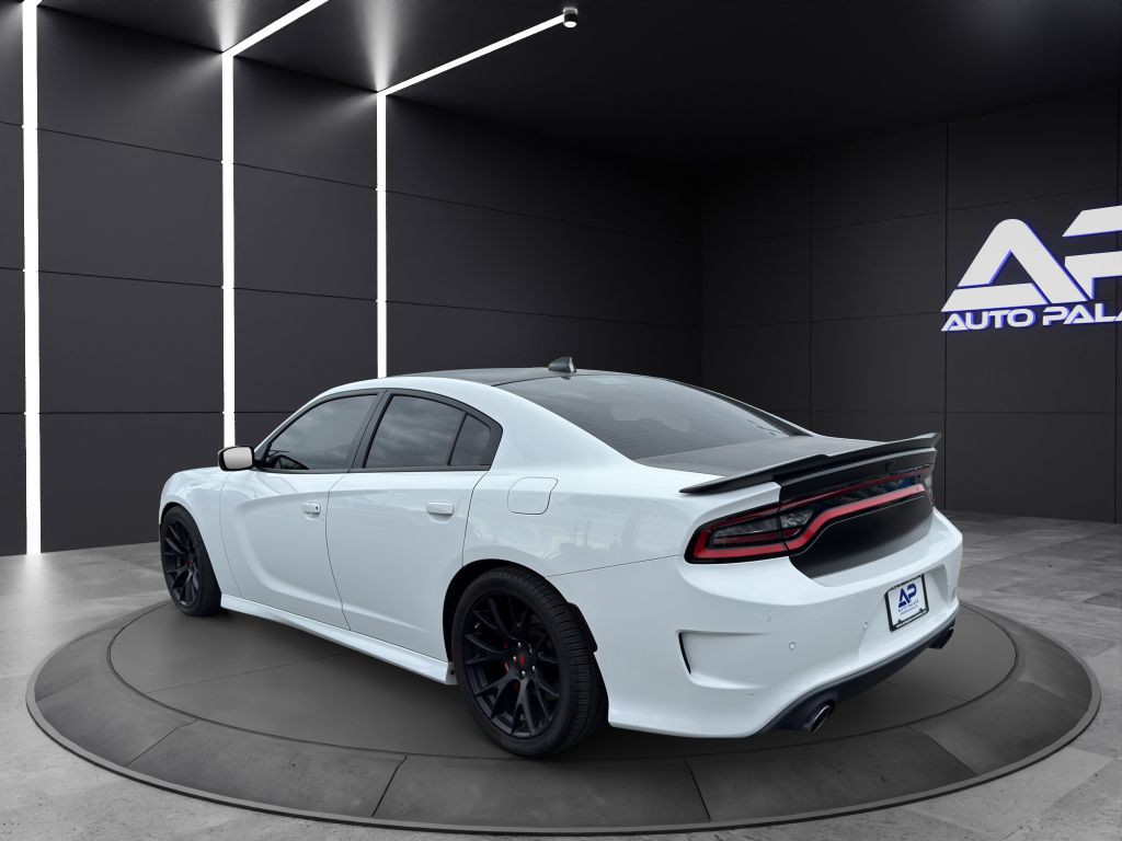 2017 Dodge Charger Image 4