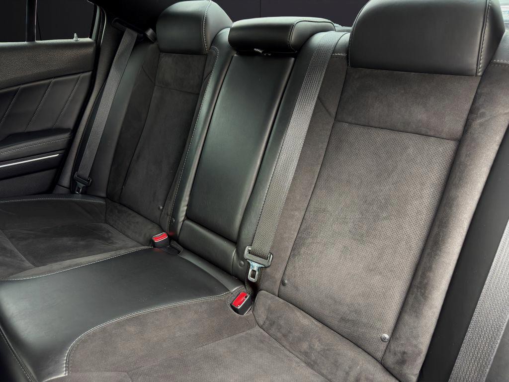 2017 Dodge Charger Image 21