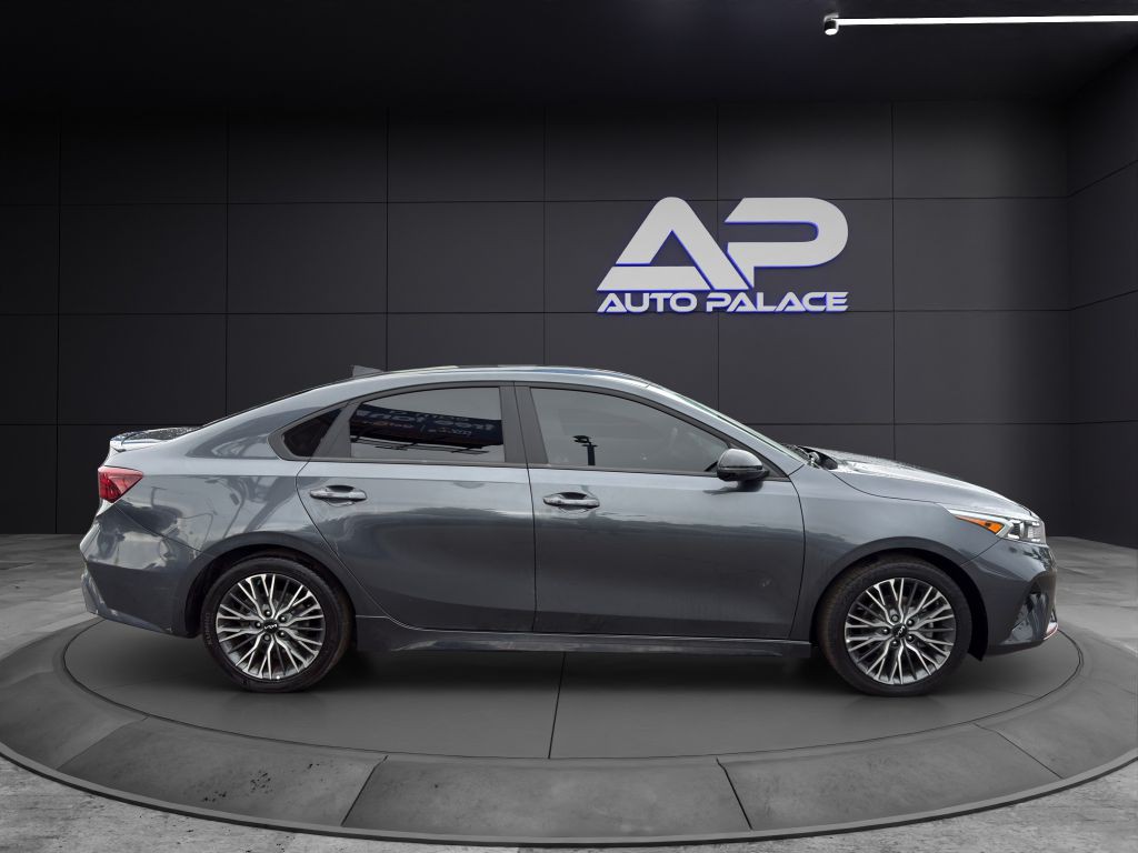 2024 Kia Forte Image 8