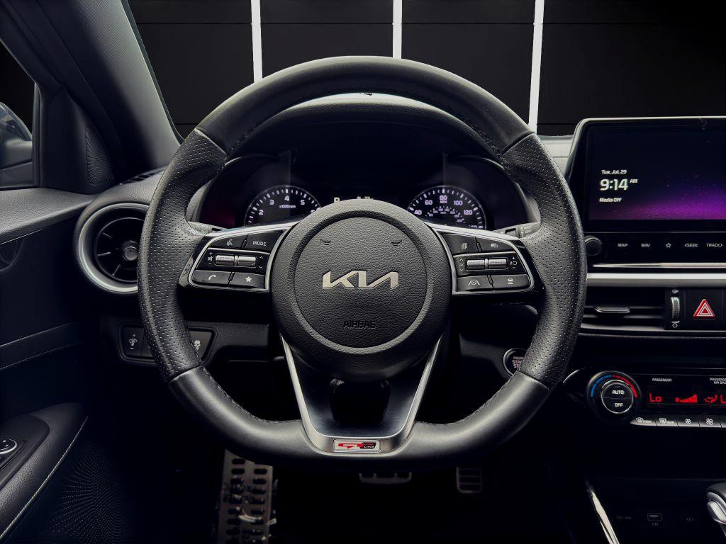 2024 Kia Forte Image 16