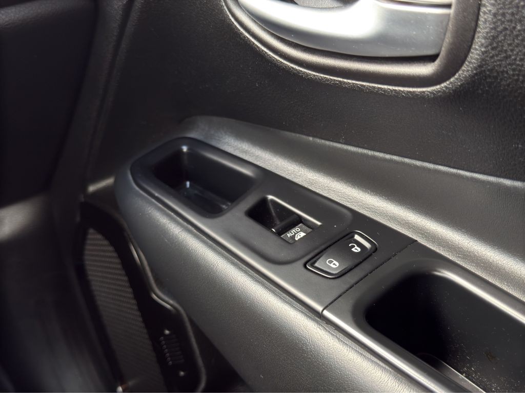 2019 Jeep Renegade Image 15