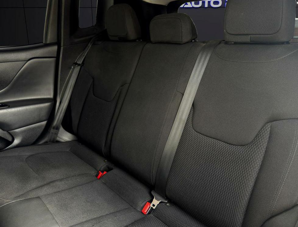 2019 Jeep Renegade Image 20