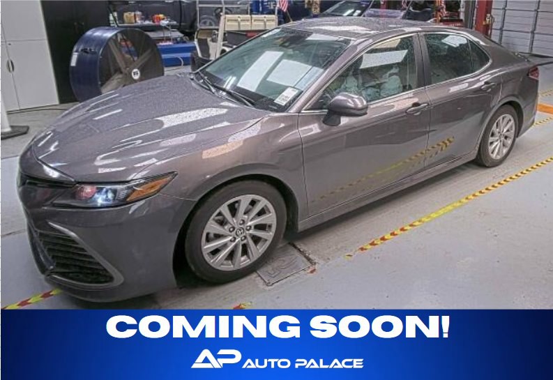 2024 Toyota Camry Image 1