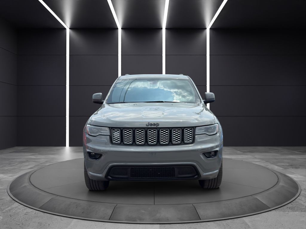 2021 Jeep Grand Cherokee Image 2