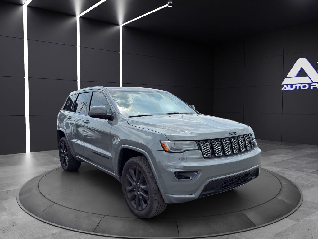 2021 Jeep Grand Cherokee Image 3