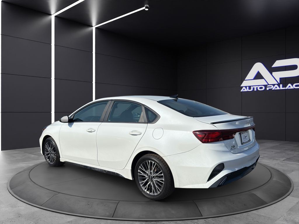 2024 Kia Forte Image 4