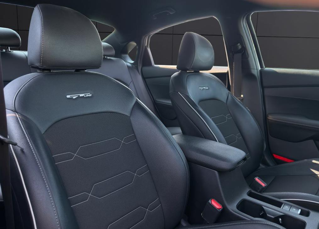 2024 Kia Forte Image 14