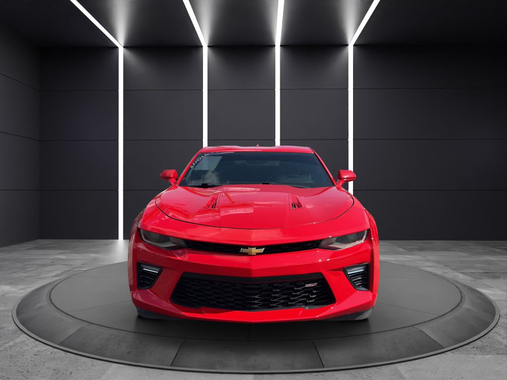 2017 Chevrolet Camaro Image 2