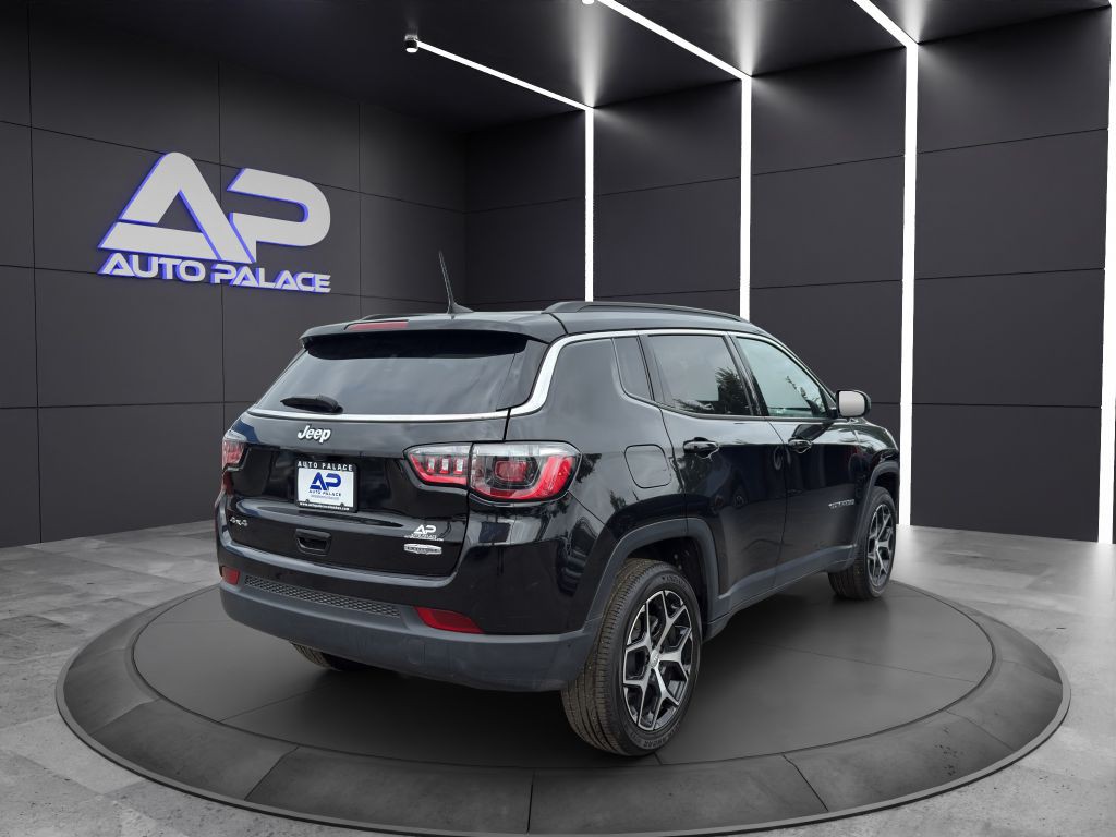 2024 Jeep Compass Image 6