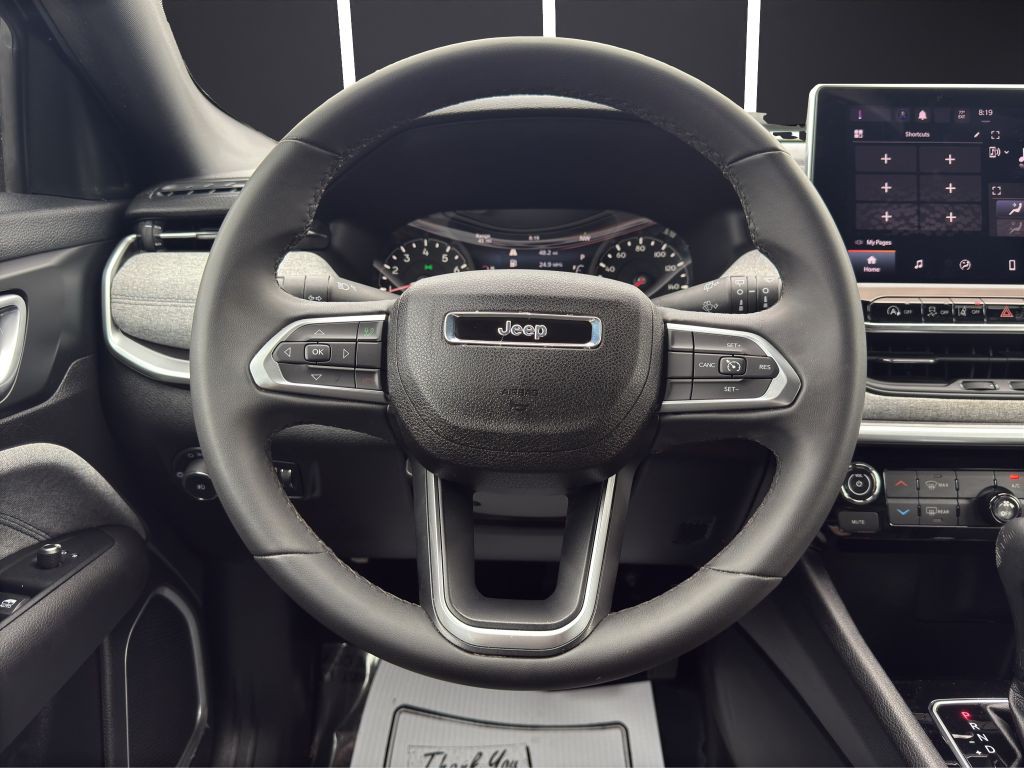 2024 Jeep Compass Image 16