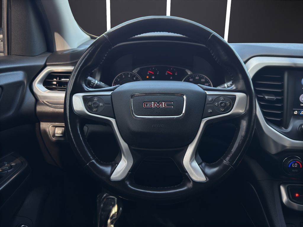 2020 GMC Acadia Image 16