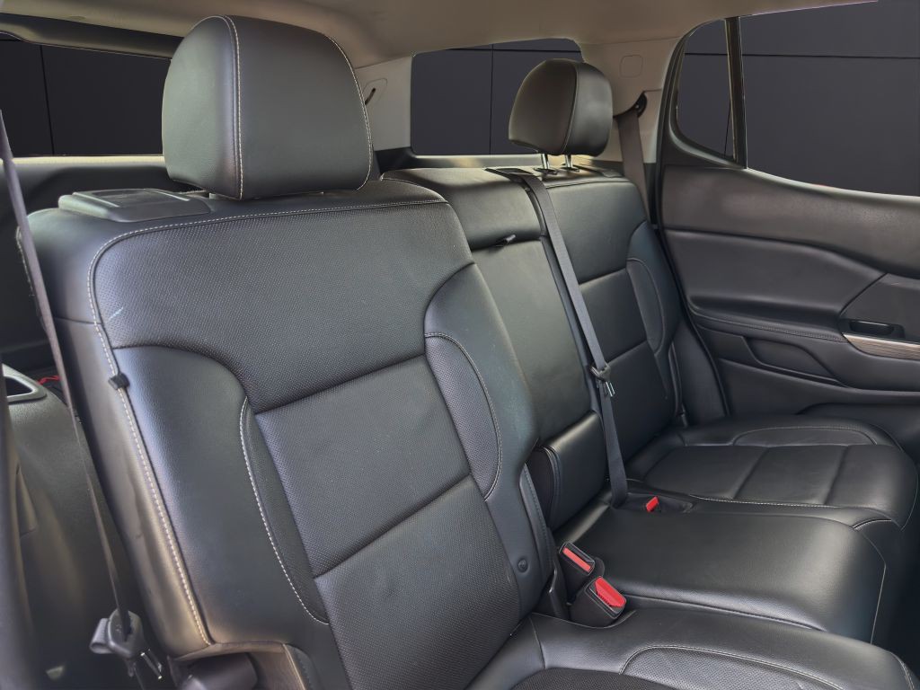 2020 GMC Acadia Image 20