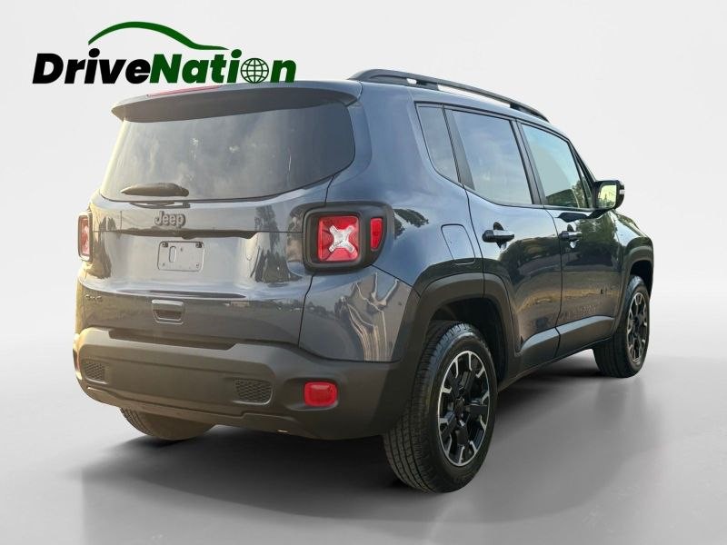 2023 Jeep Renegade Image 2