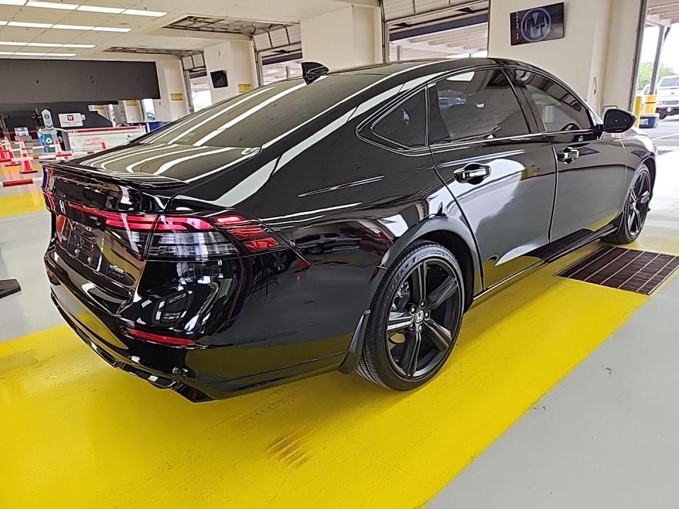 2024 Honda Accord Image 2