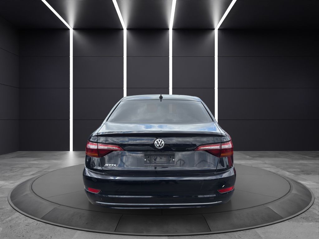 2019 Volkswagen Jetta Image 2