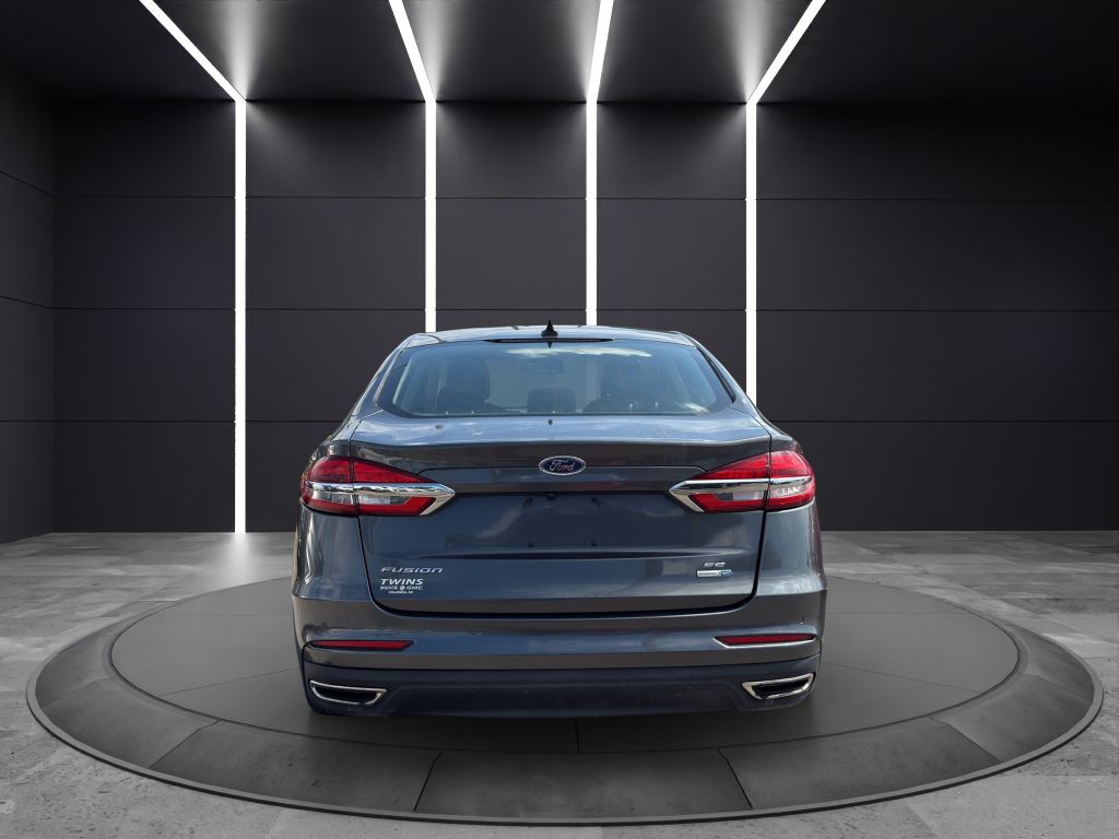 2020 Ford Fusion Image 5