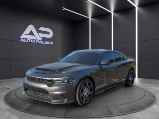 Image for 2019 Dodge Charger SCAT PACK KBB VALUE 40K WOW ID: 6730167
