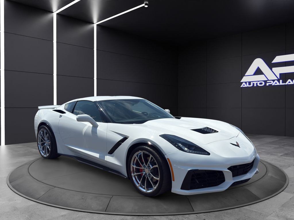 2017 Chevrolet Corvette Image 3