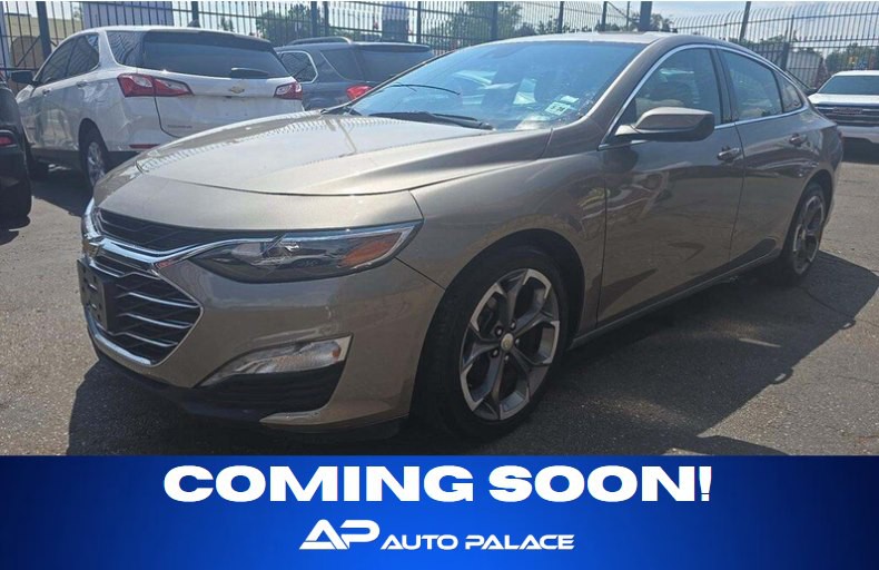 2023 Chevrolet Malibu Image 1