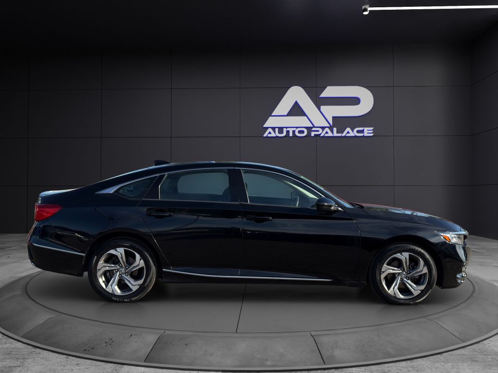 2018 Honda Accord Image 8