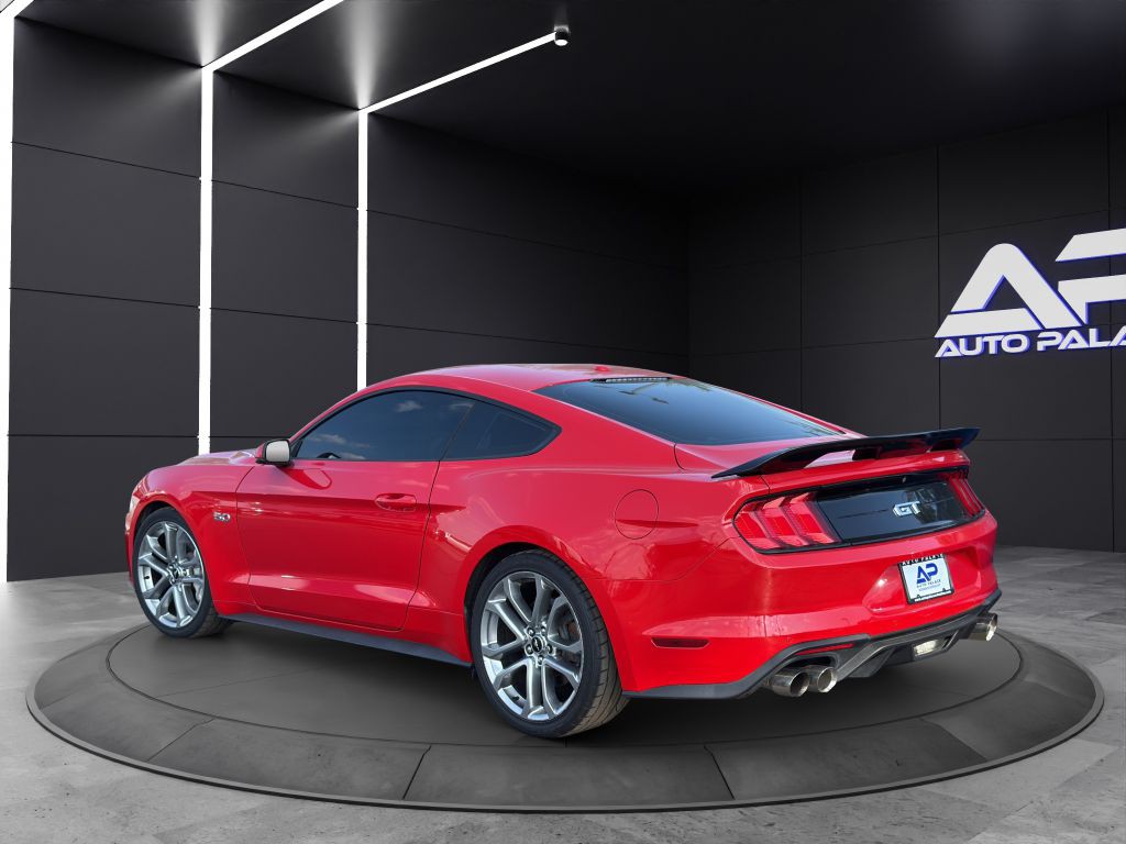 2019 Ford Mustang Image 4
