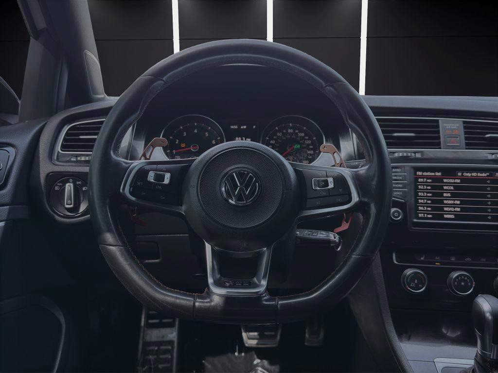 2017 Volkswagen GTI Image 12