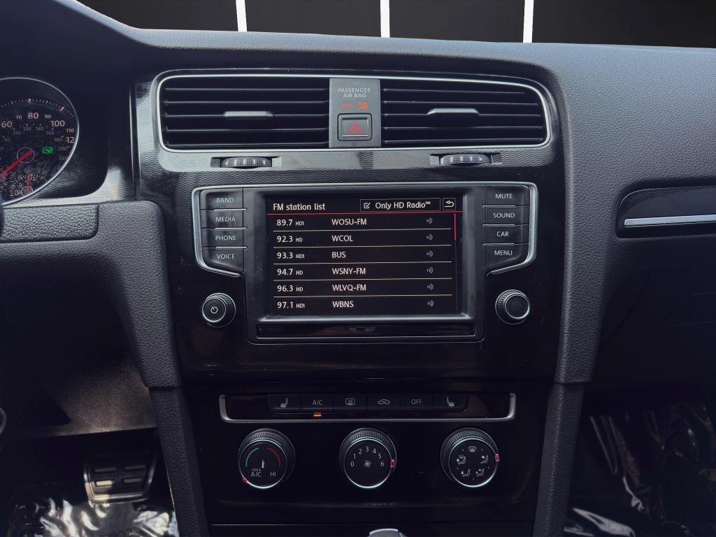 2017 Volkswagen GTI Image 13