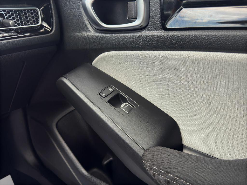 2025 Honda Civic Image 7