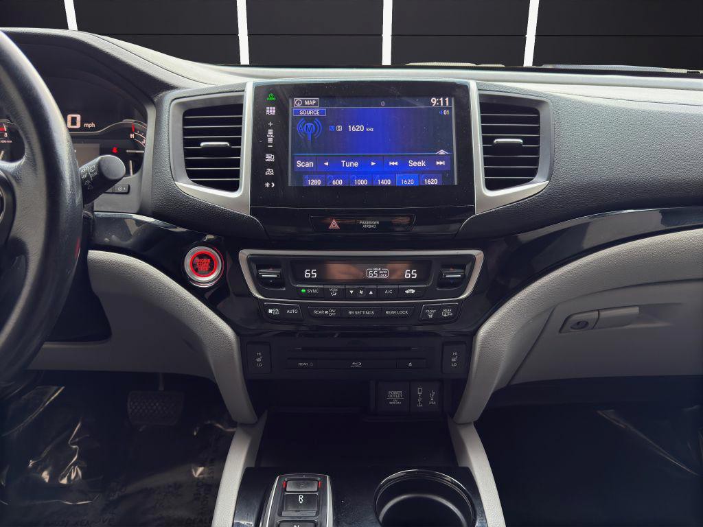 2017 Honda Pilot Image 18