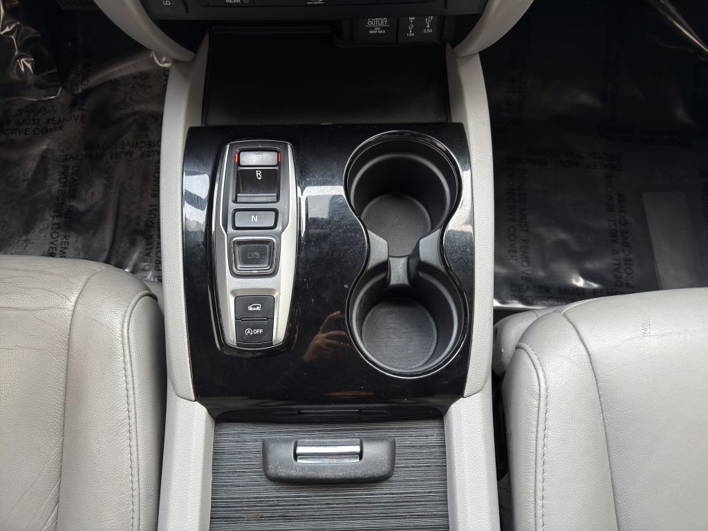 2017 Honda Pilot Image 19