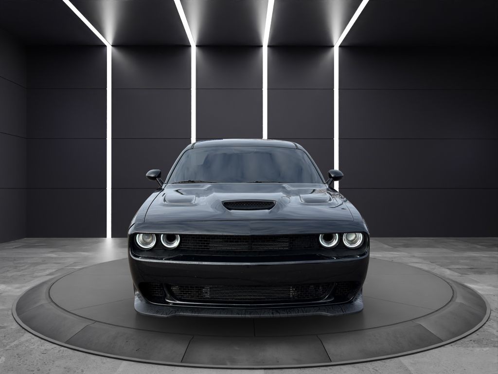 2017 Dodge Challenger Image 2