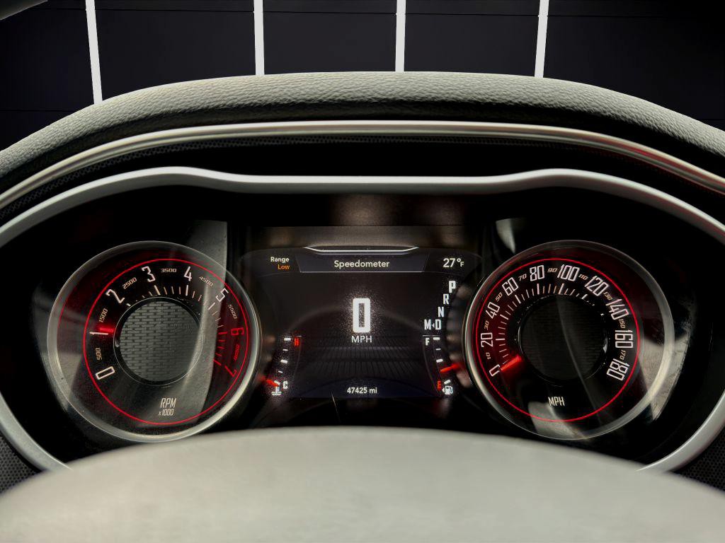 2017 Dodge Challenger Image 17