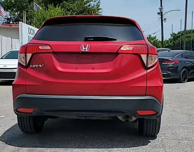 2017 Honda HR-V Image 2