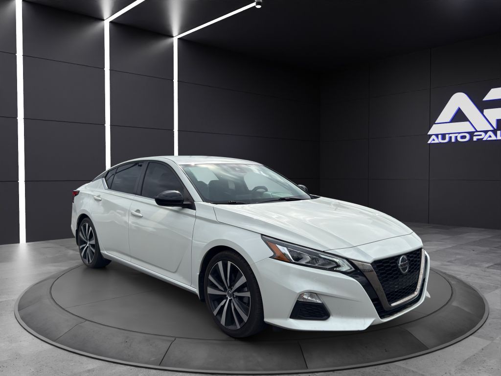 2022 Nissan Altima Image 3