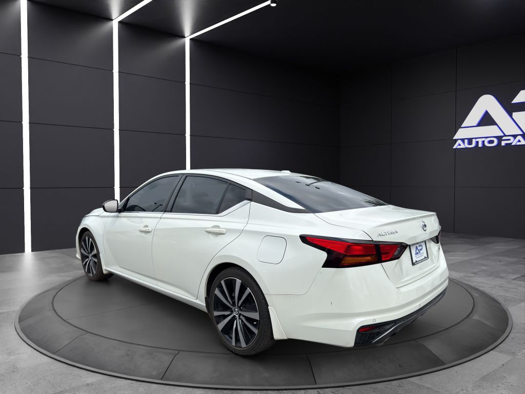2022 Nissan Altima Image 4