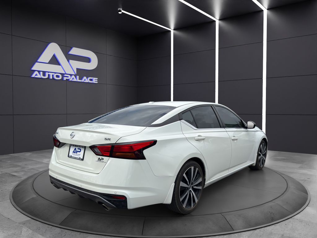 2022 Nissan Altima Image 6
